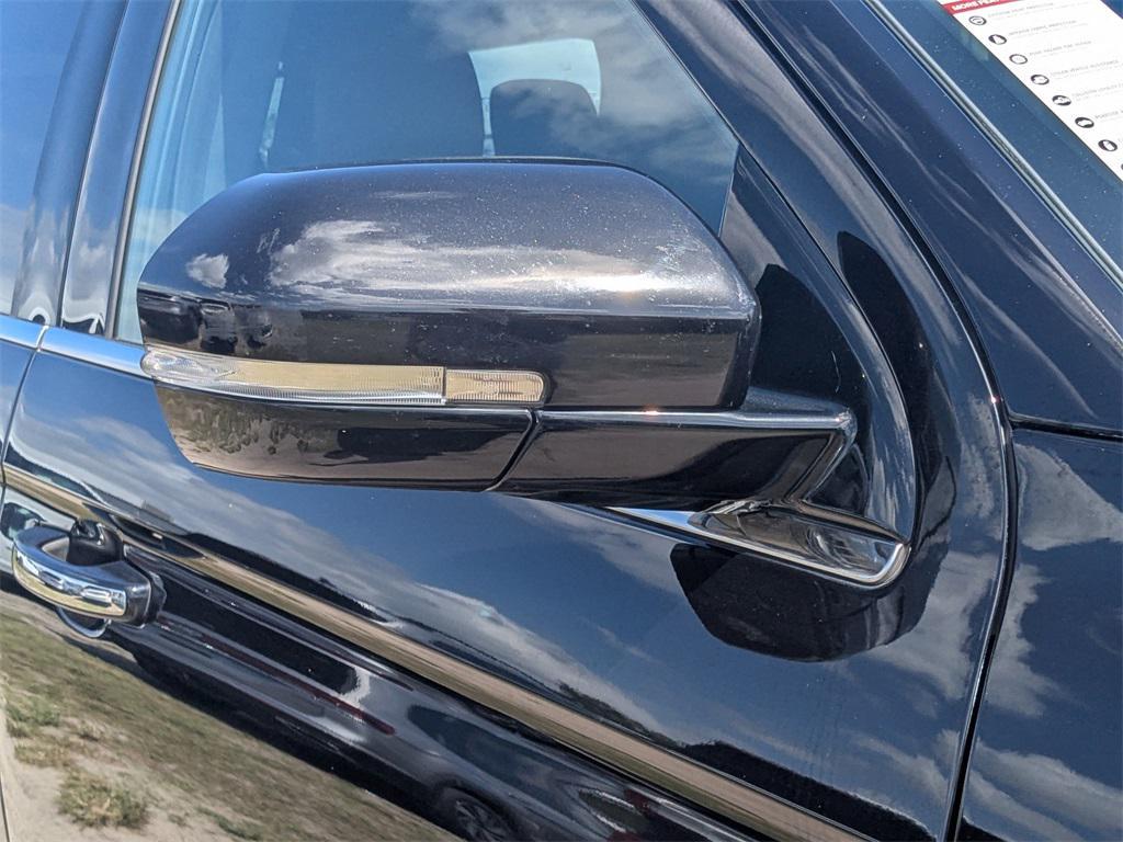used 2023 Ford Expedition car, priced at $44,044