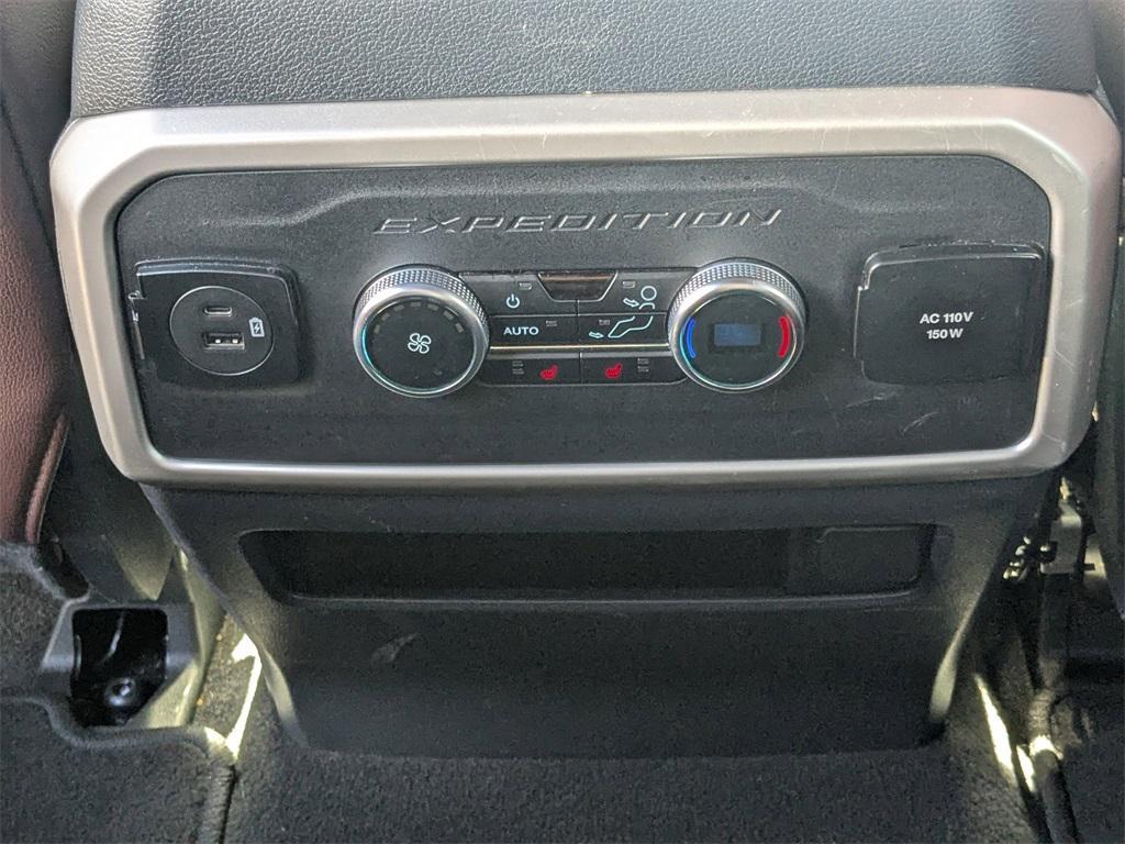 used 2023 Ford Expedition car, priced at $44,044