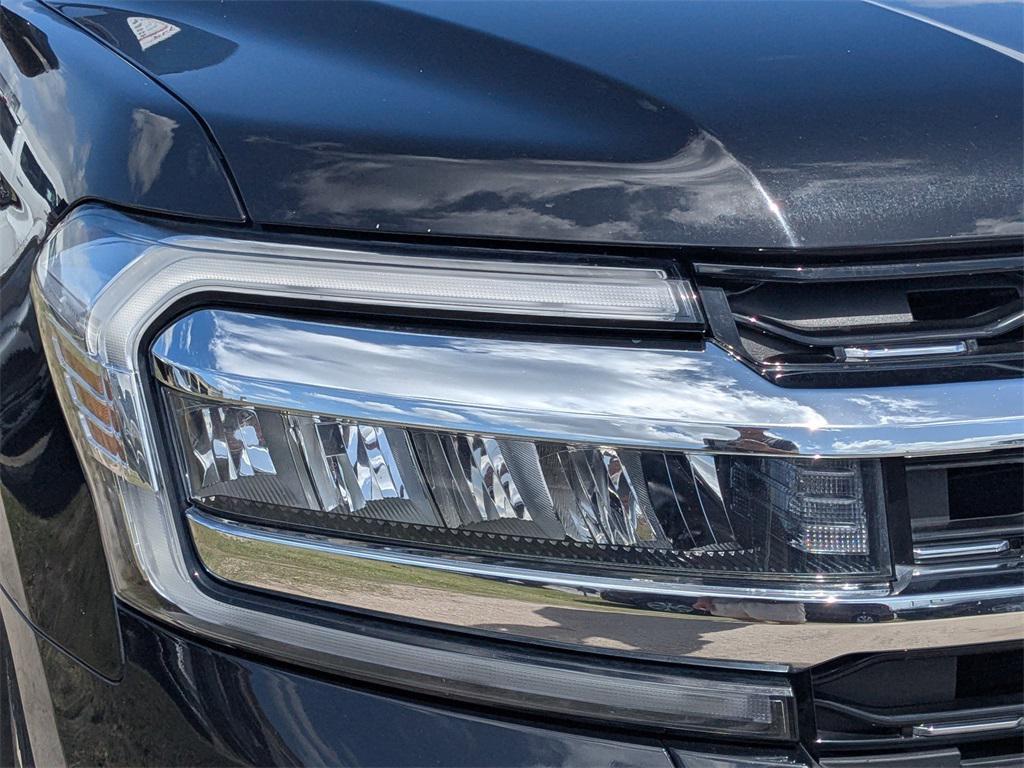 used 2023 Ford Expedition car, priced at $44,044