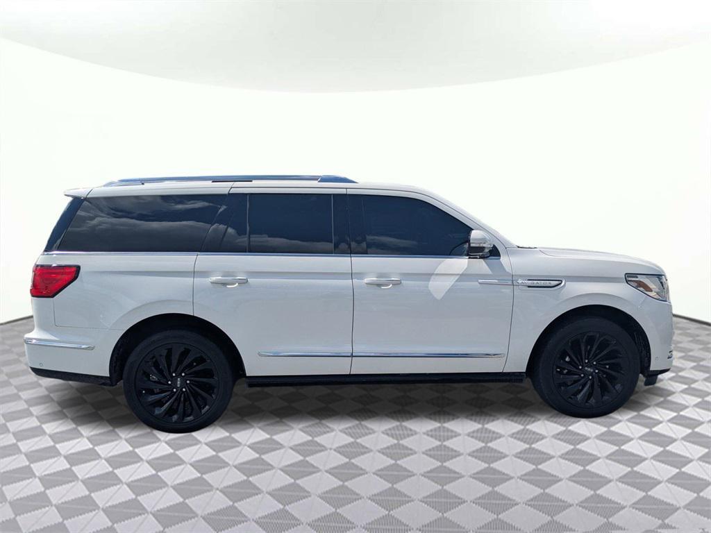 used 2020 Lincoln Navigator car, priced at $41,044