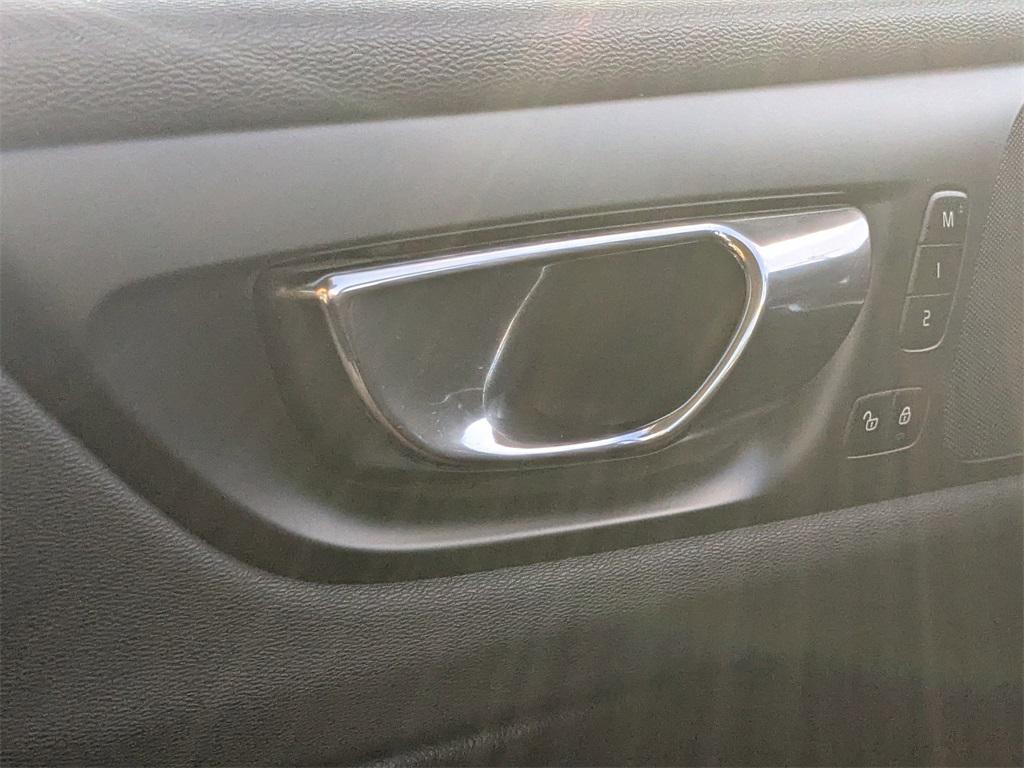 used 2022 Volvo S60 car, priced at $22,715