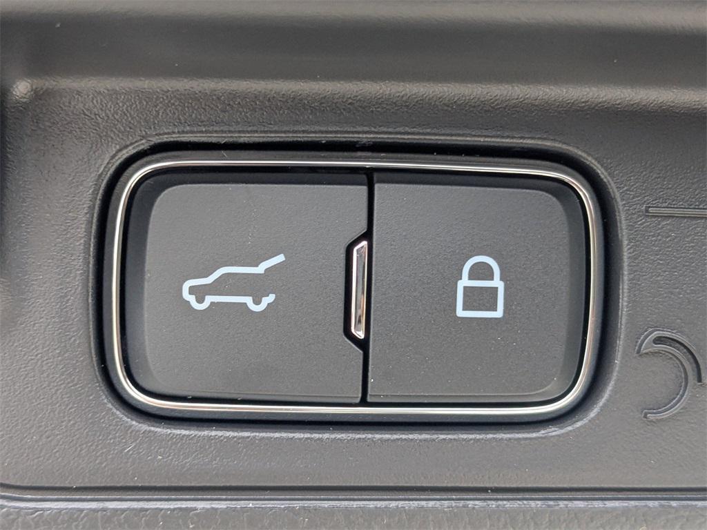 new 2025 Ford Explorer car, priced at $42,023