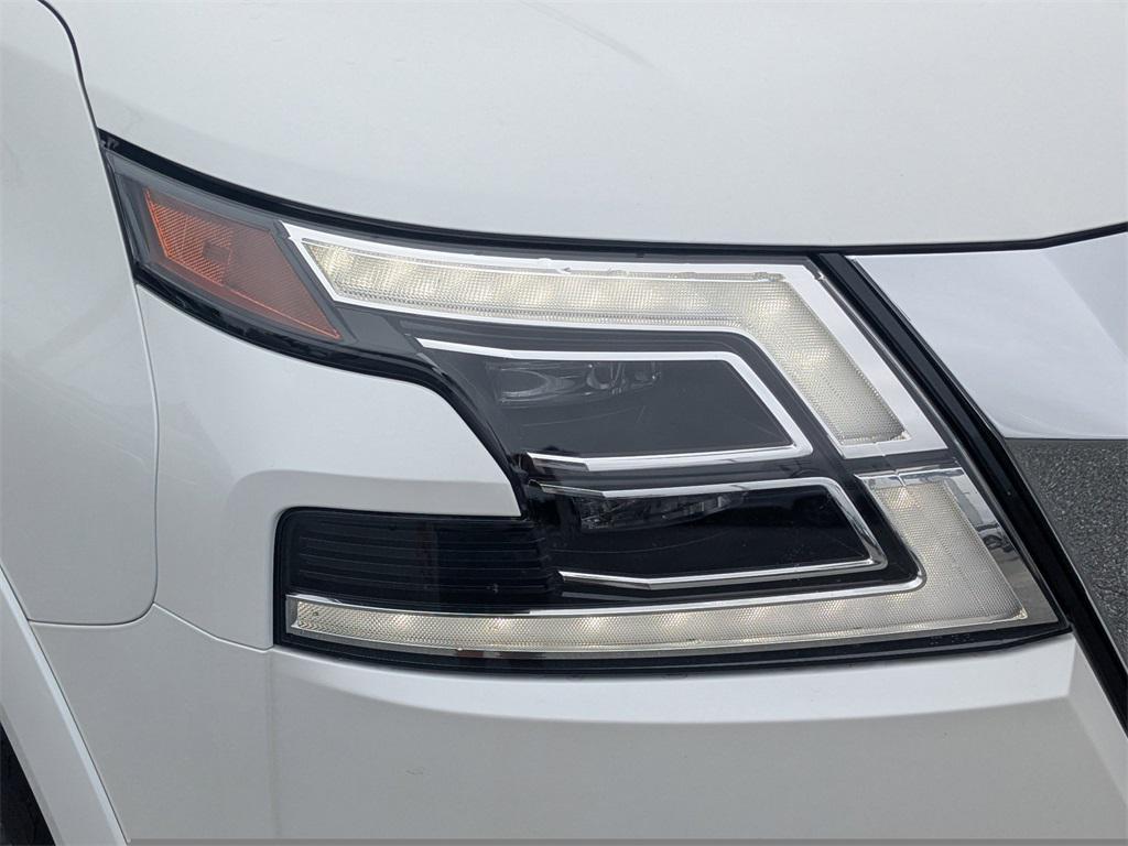 used 2023 Nissan Armada car, priced at $42,980