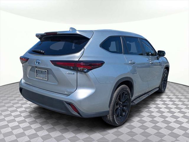 used 2024 Toyota Highlander Hybrid car, priced at $43,272