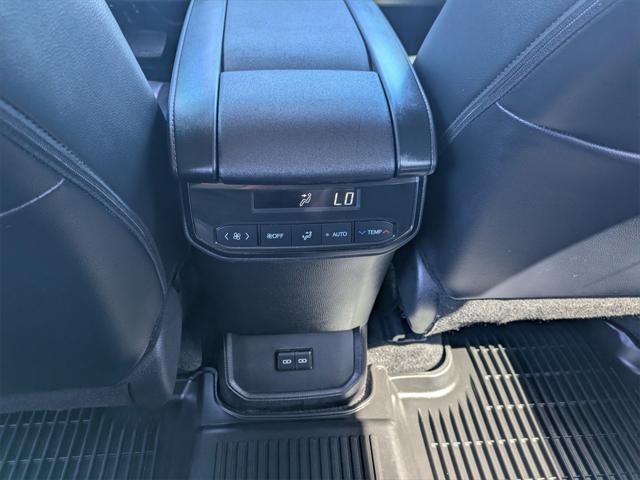 used 2024 Toyota Highlander Hybrid car, priced at $43,272