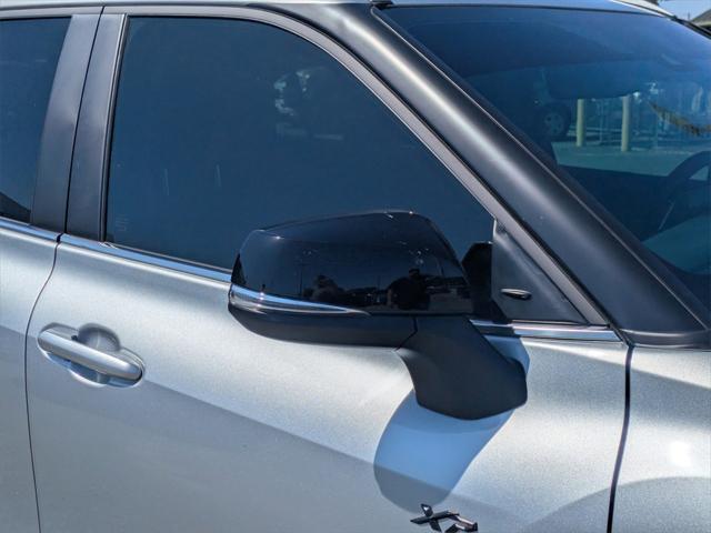 used 2024 Toyota Highlander Hybrid car, priced at $43,272