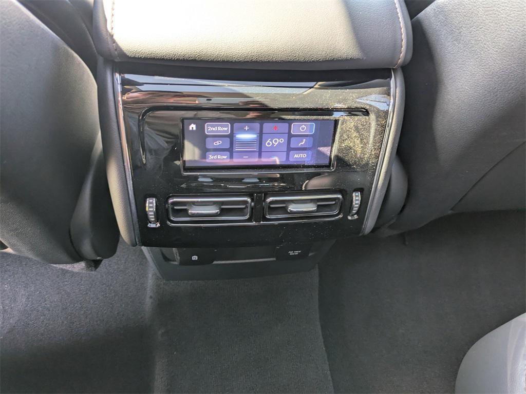 new 2025 Lincoln Aviator car, priced at $78,403