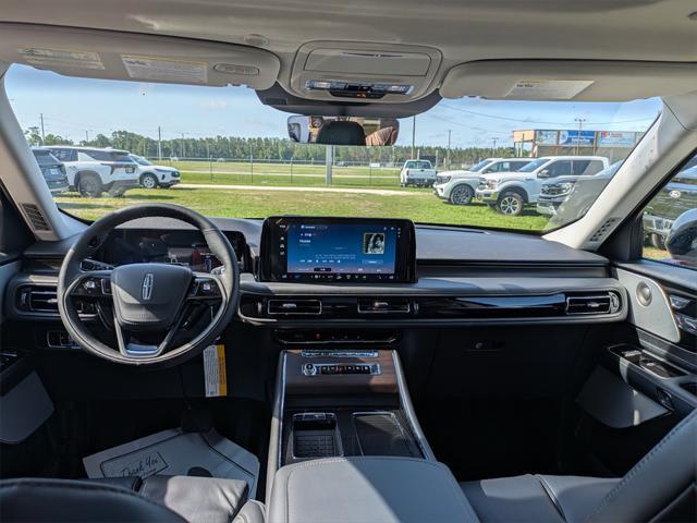 new 2025 Lincoln Aviator car, priced at $78,403