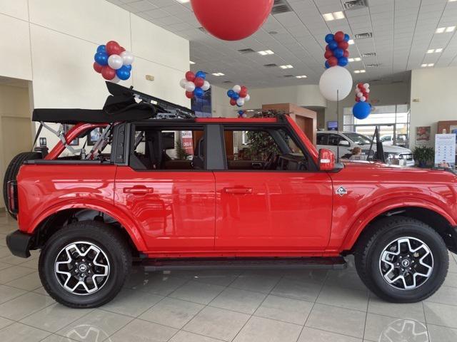 used 2023 Ford Bronco car, priced at $42,910