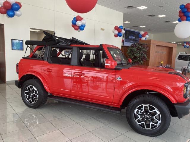 used 2023 Ford Bronco car, priced at $42,910