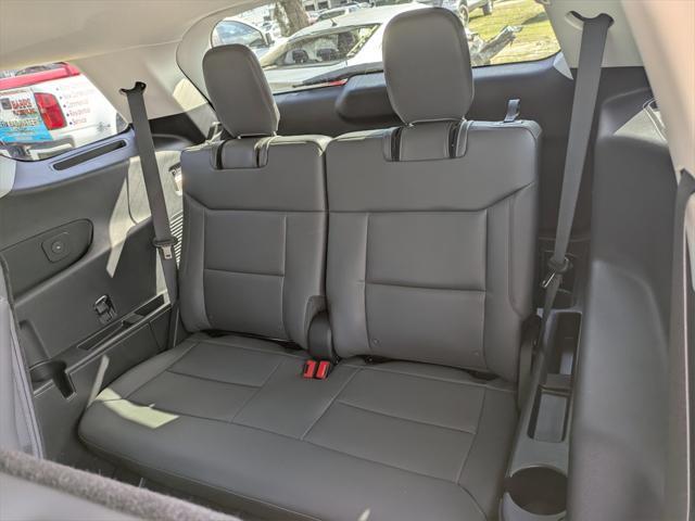 new 2025 Ford Explorer car, priced at $43,266