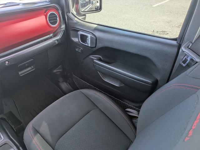 used 2022 Jeep Gladiator car, priced at $34,158
