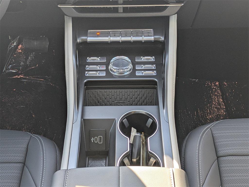 new 2025 Lincoln Nautilus car, priced at $64,458