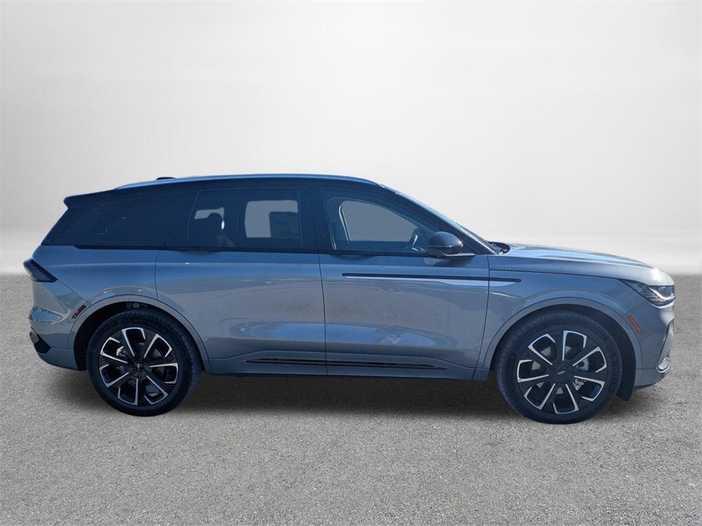 new 2025 Lincoln Nautilus car, priced at $64,458