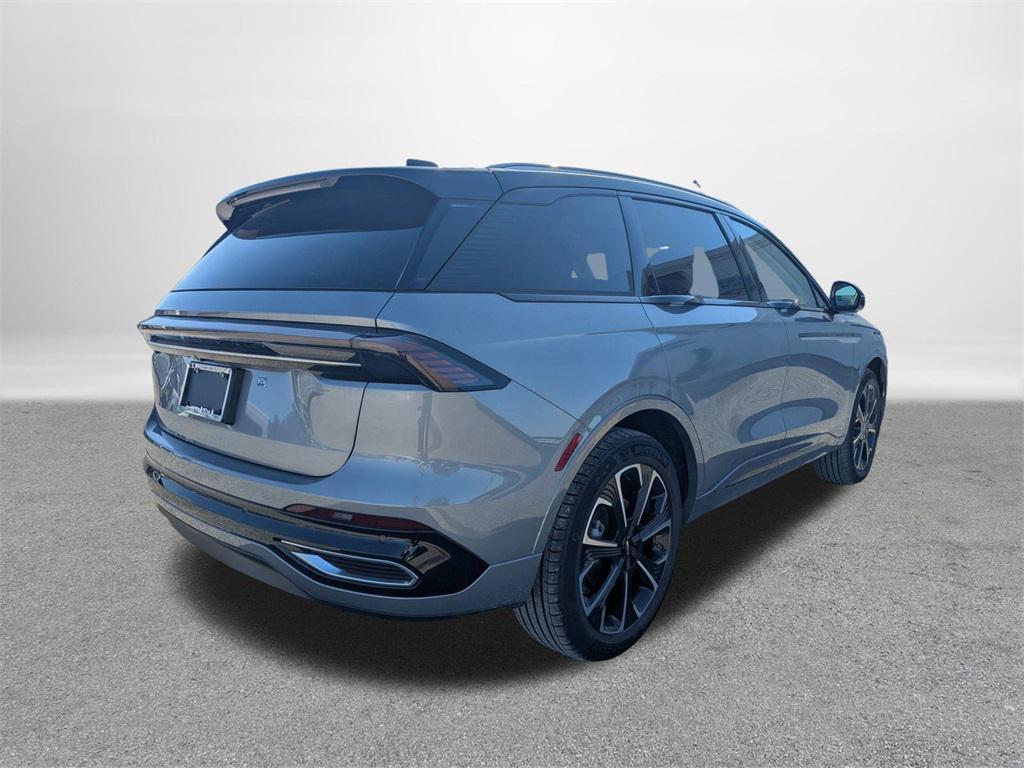 new 2025 Lincoln Nautilus car, priced at $64,458