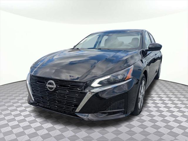 used 2023 Nissan Altima car, priced at $16,395