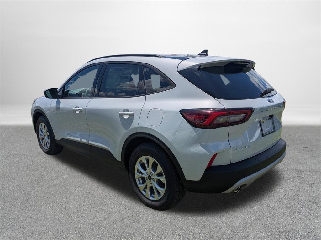 new 2025 Ford Escape car, priced at $26,777