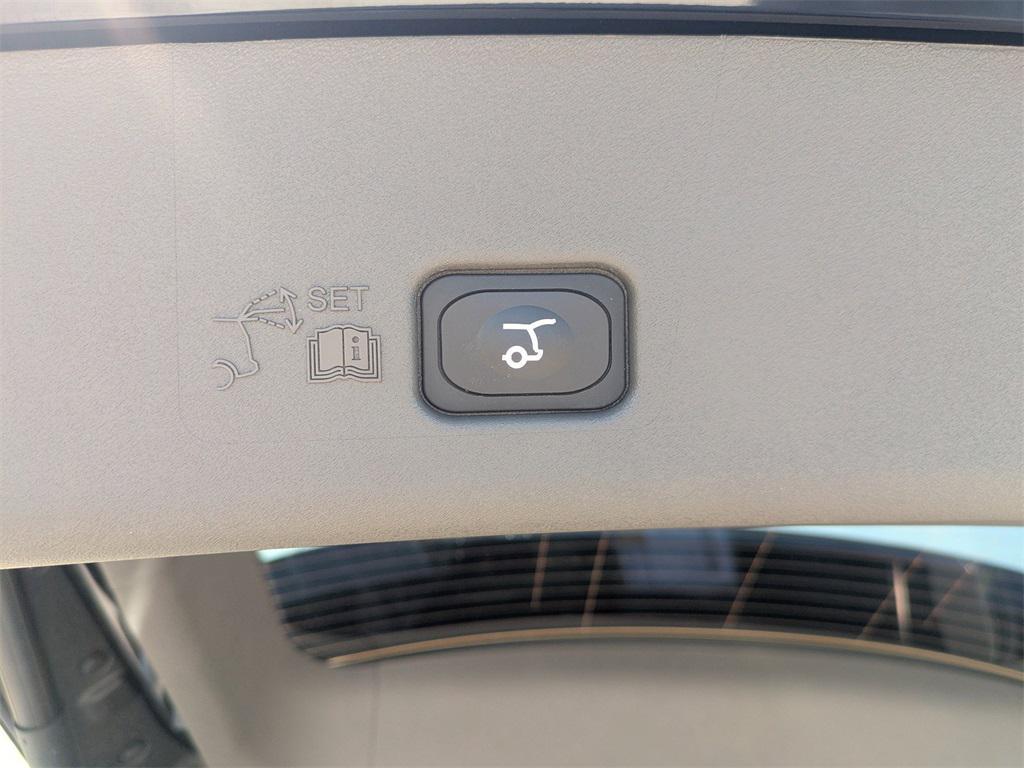new 2025 Lincoln Nautilus car, priced at $54,545