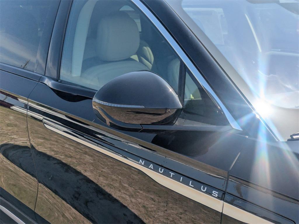 new 2025 Lincoln Nautilus car, priced at $54,545
