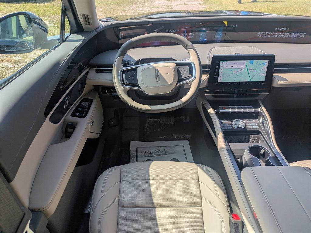 new 2025 Lincoln Nautilus car, priced at $54,545