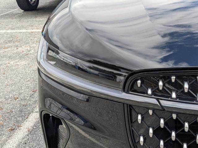 new 2025 Lincoln Nautilus car, priced at $64,211