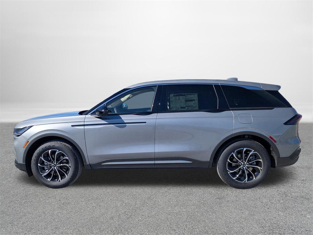 new 2025 Lincoln Nautilus car, priced at $55,599