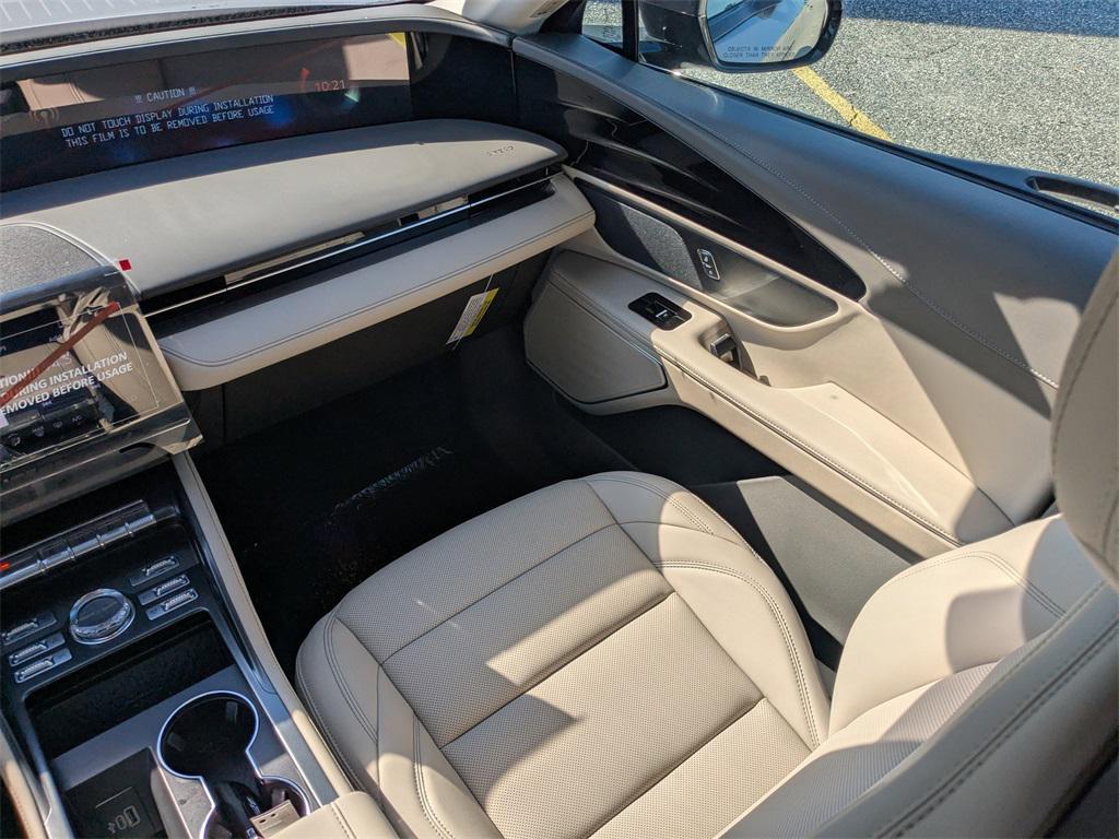 new 2025 Lincoln Nautilus car, priced at $55,599