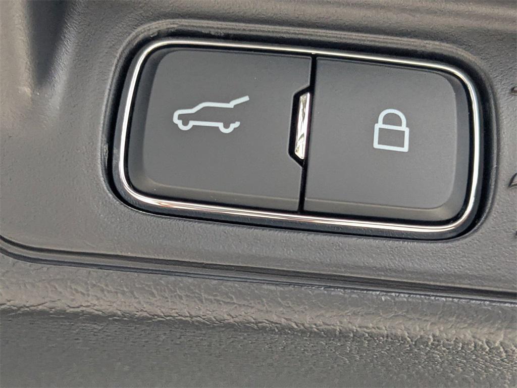 new 2025 Ford Explorer car, priced at $46,644