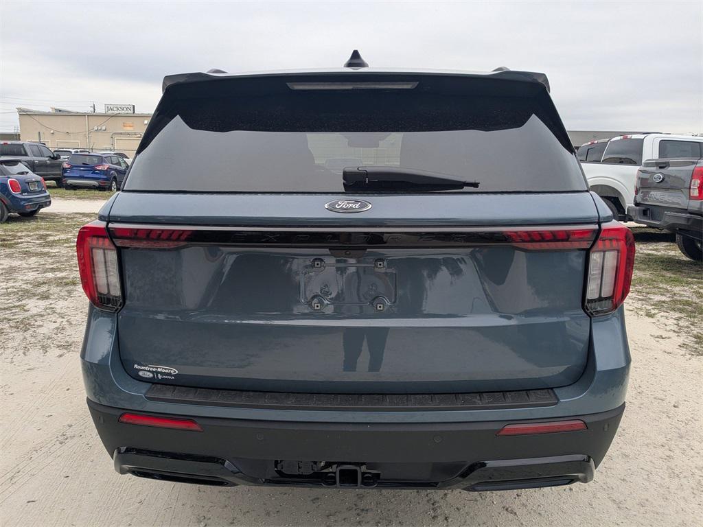new 2025 Ford Explorer car, priced at $46,644