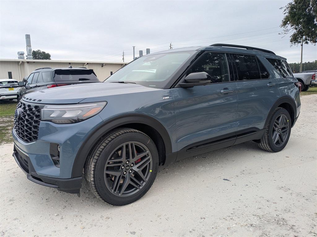 new 2025 Ford Explorer car, priced at $46,644