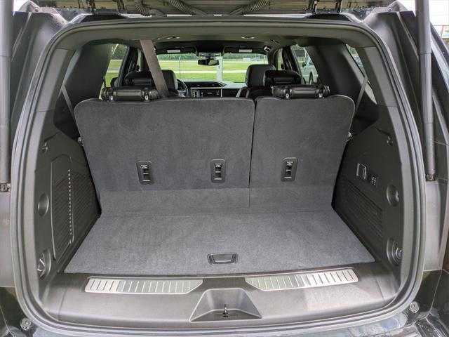 used 2021 GMC Yukon car, priced at $56,374