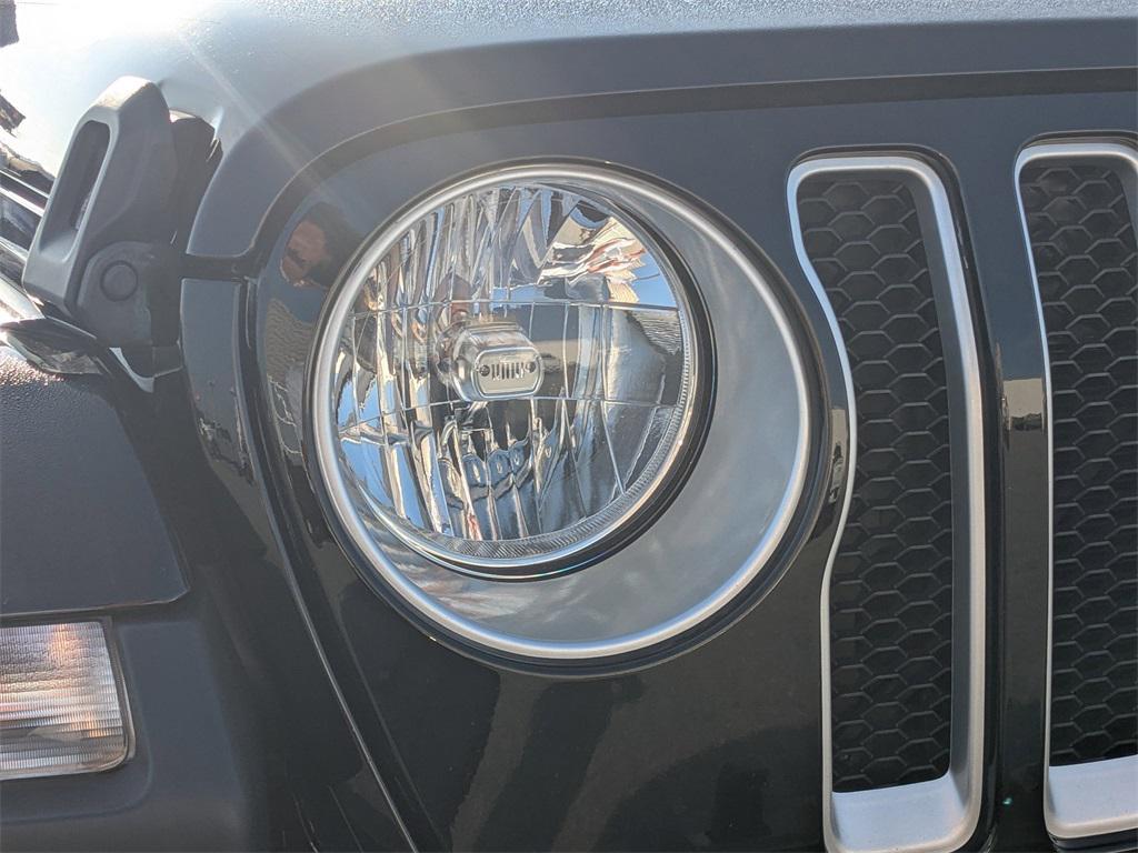 used 2021 Jeep Wrangler Unlimited car, priced at $30,370