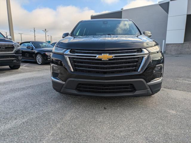 used 2023 Chevrolet Traverse car, priced at $27,592