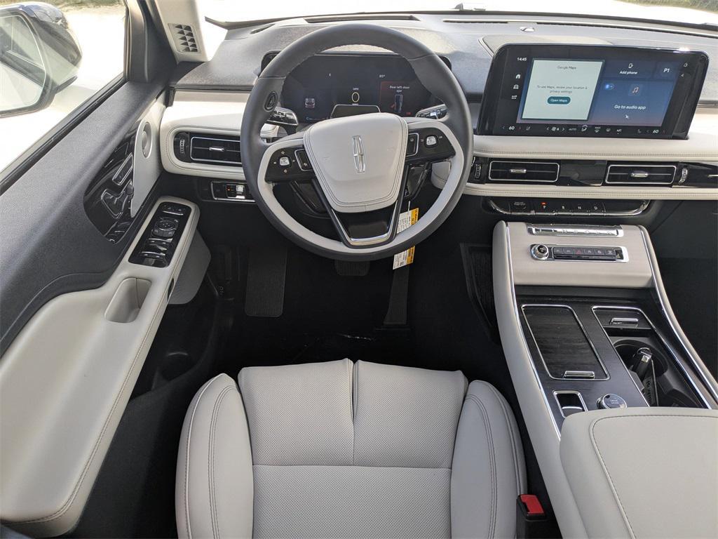 new 2025 Lincoln Aviator car