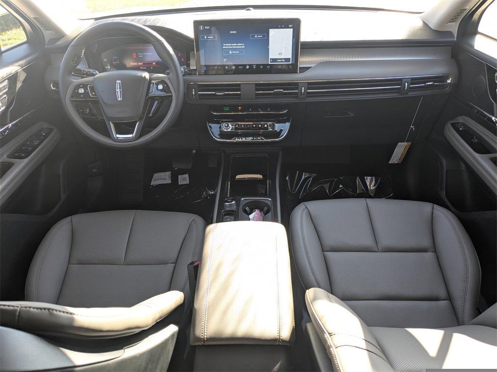 new 2025 Lincoln Corsair car