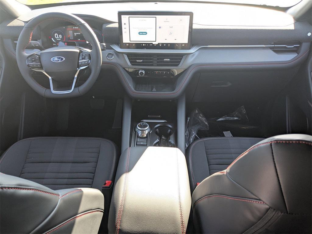 new 2025 Ford Explorer car, priced at $47,072