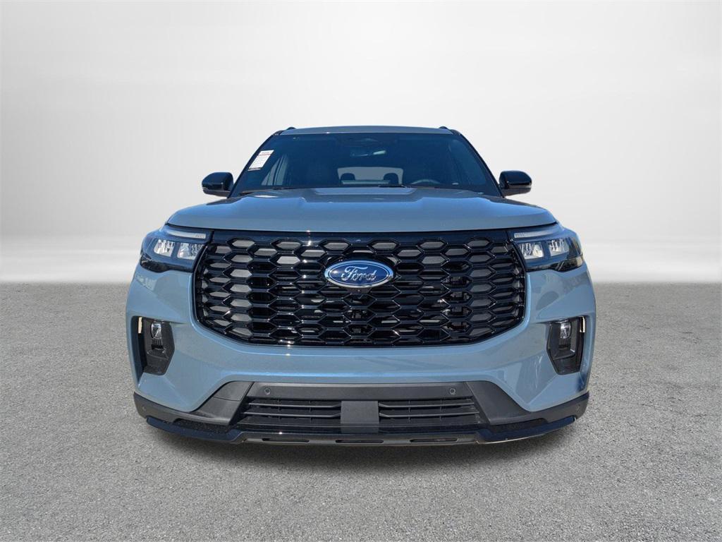 new 2025 Ford Explorer car, priced at $47,072