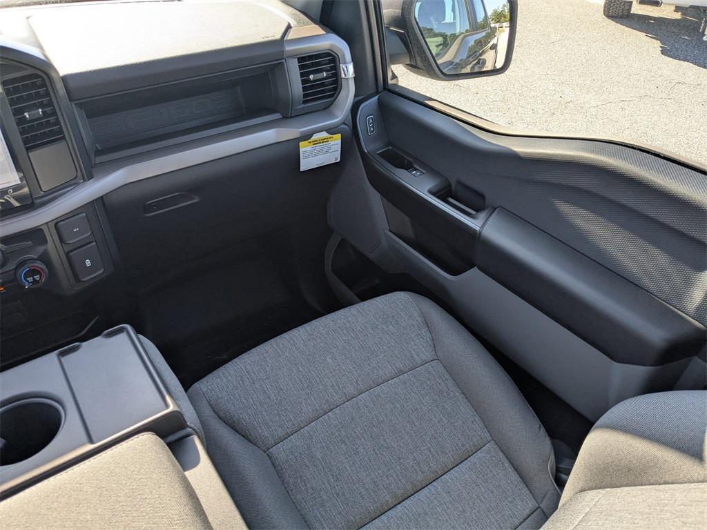new 2025 Ford F-150 car, priced at $46,975