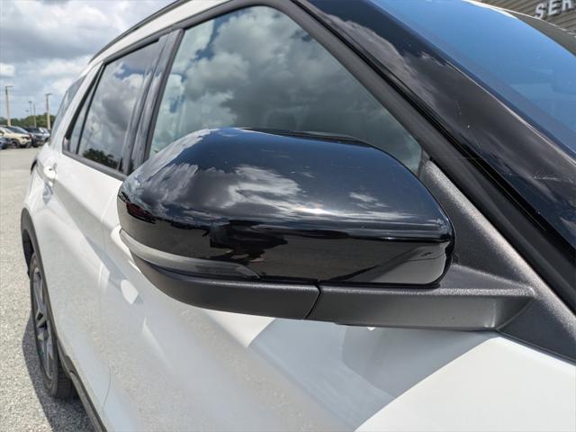 new 2025 Ford Explorer car, priced at $45,949