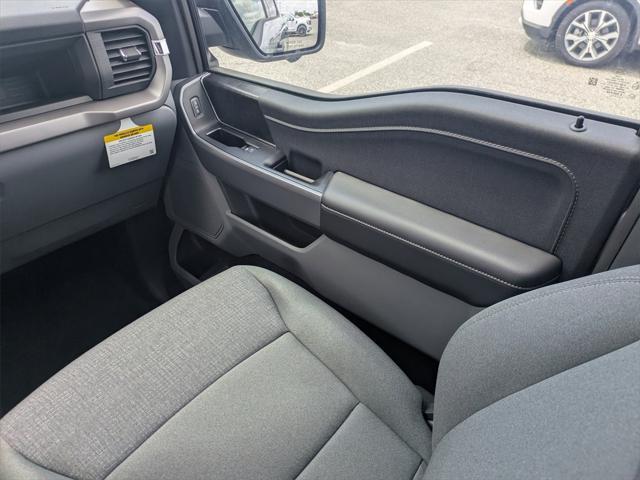 new 2025 Ford F-150 Lightning car, priced at $59,231