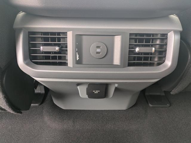 new 2025 Ford F-150 Lightning car, priced at $59,231