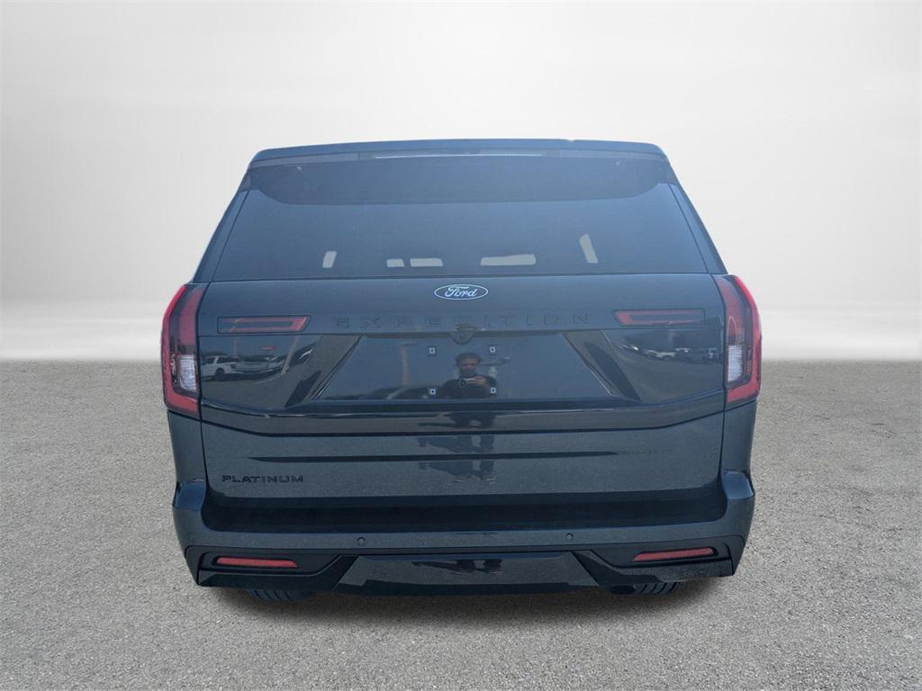 new 2025 Ford Expedition car, priced at $84,930