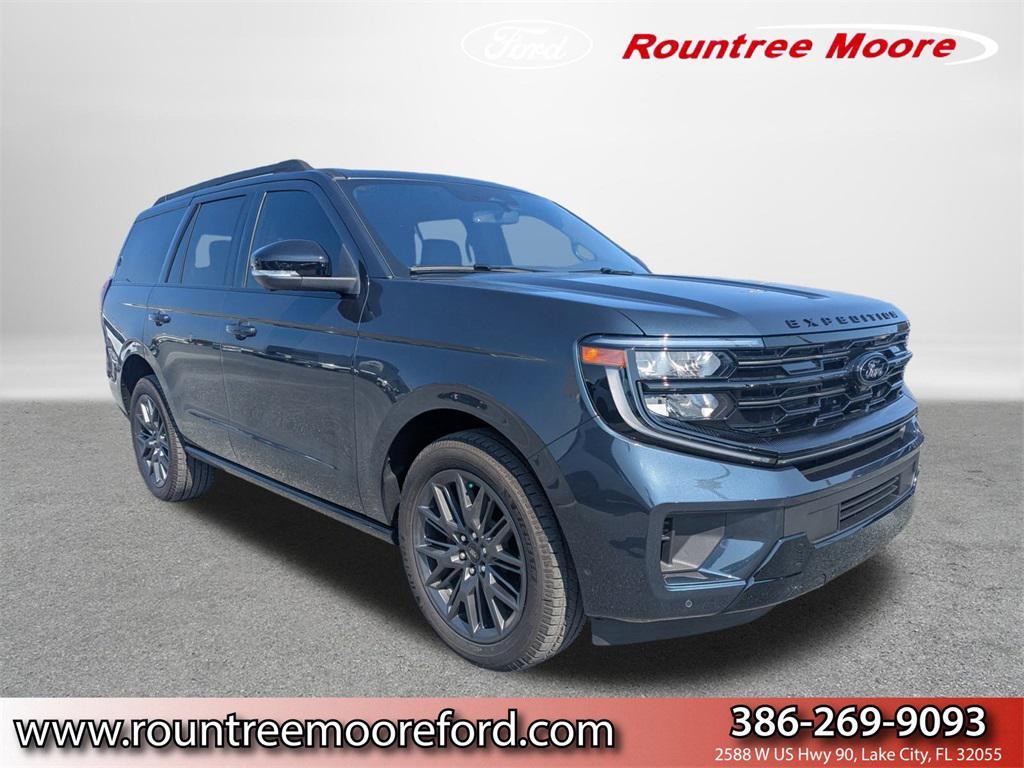 new 2025 Ford Expedition car