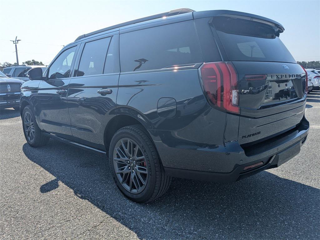 new 2025 Ford Expedition car
