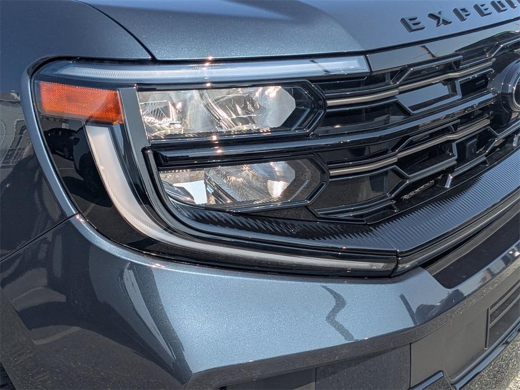 new 2025 Ford Expedition car