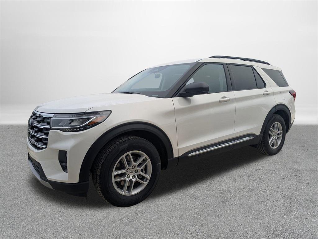 new 2025 Ford Explorer car, priced at $42,958