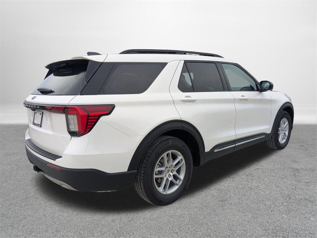 new 2025 Ford Explorer car, priced at $42,958