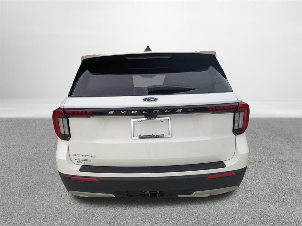 new 2025 Ford Explorer car, priced at $42,958