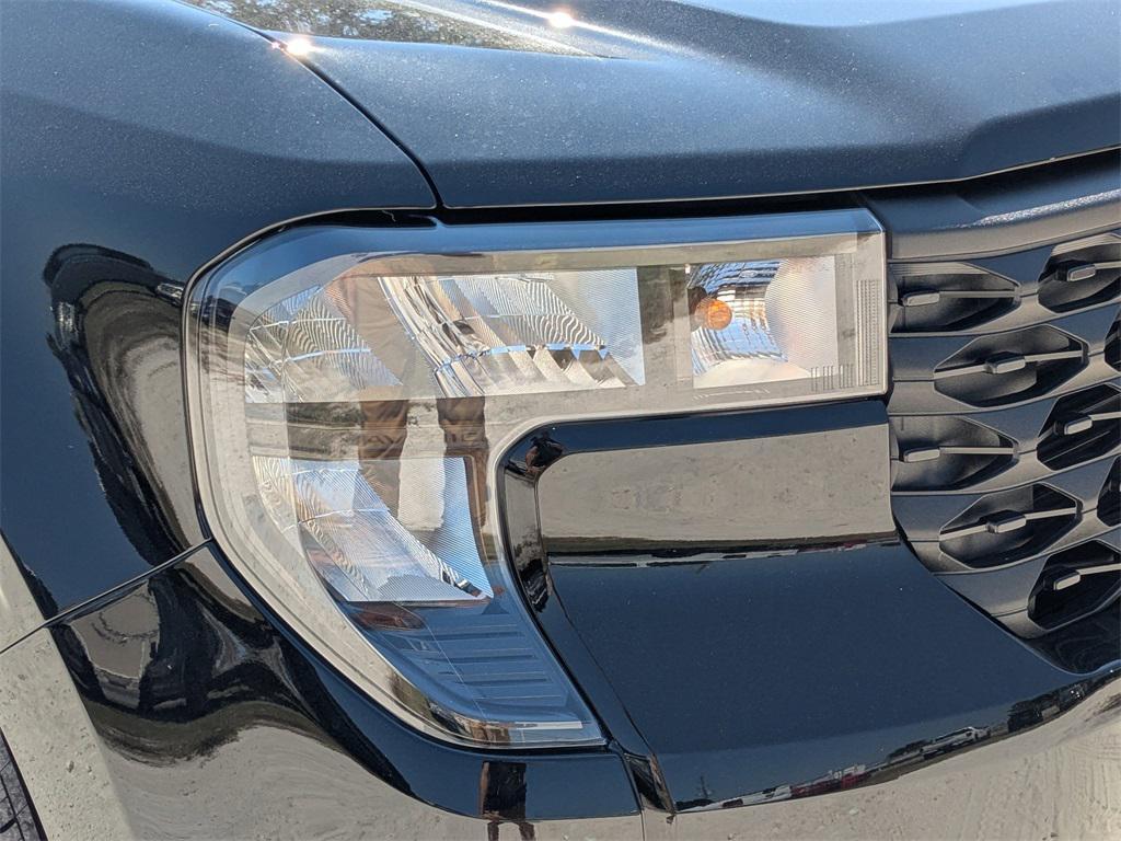 new 2025 Ford Maverick car, priced at $28,266