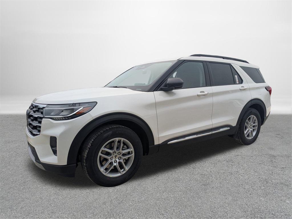 new 2025 Ford Explorer car, priced at $43,334